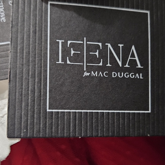 NWT Mac Dugggal Tiered One-Shoulder Gown size 6 - Picture 11 of 12